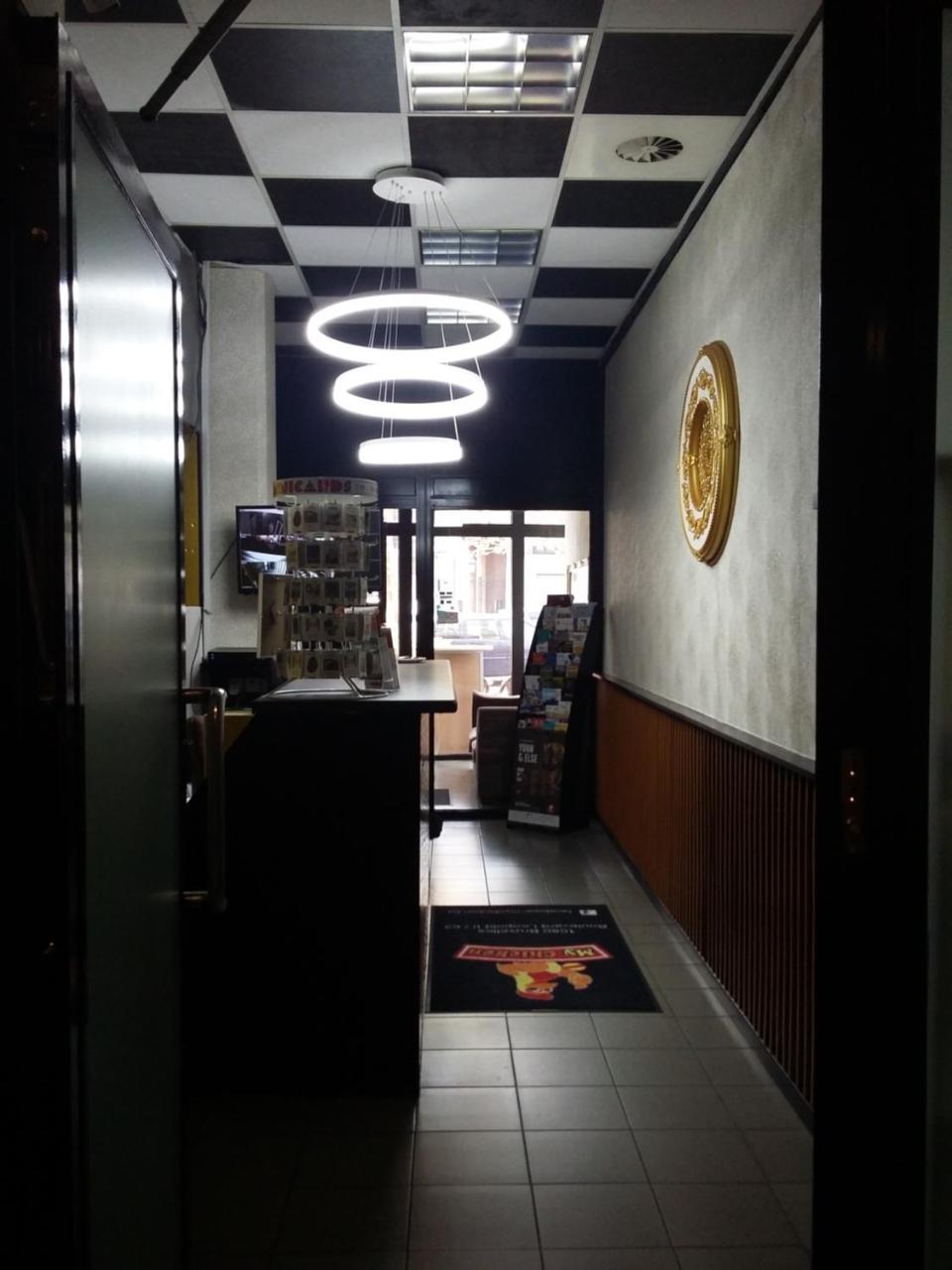 Sint-Jans-Molenbeek Sunrise Aparthotel מראה חיצוני תמונה